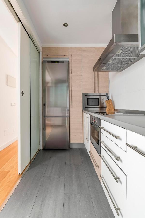 Charming Tirso De Molina III Apartment มาดริด ภายนอก รูปภาพ