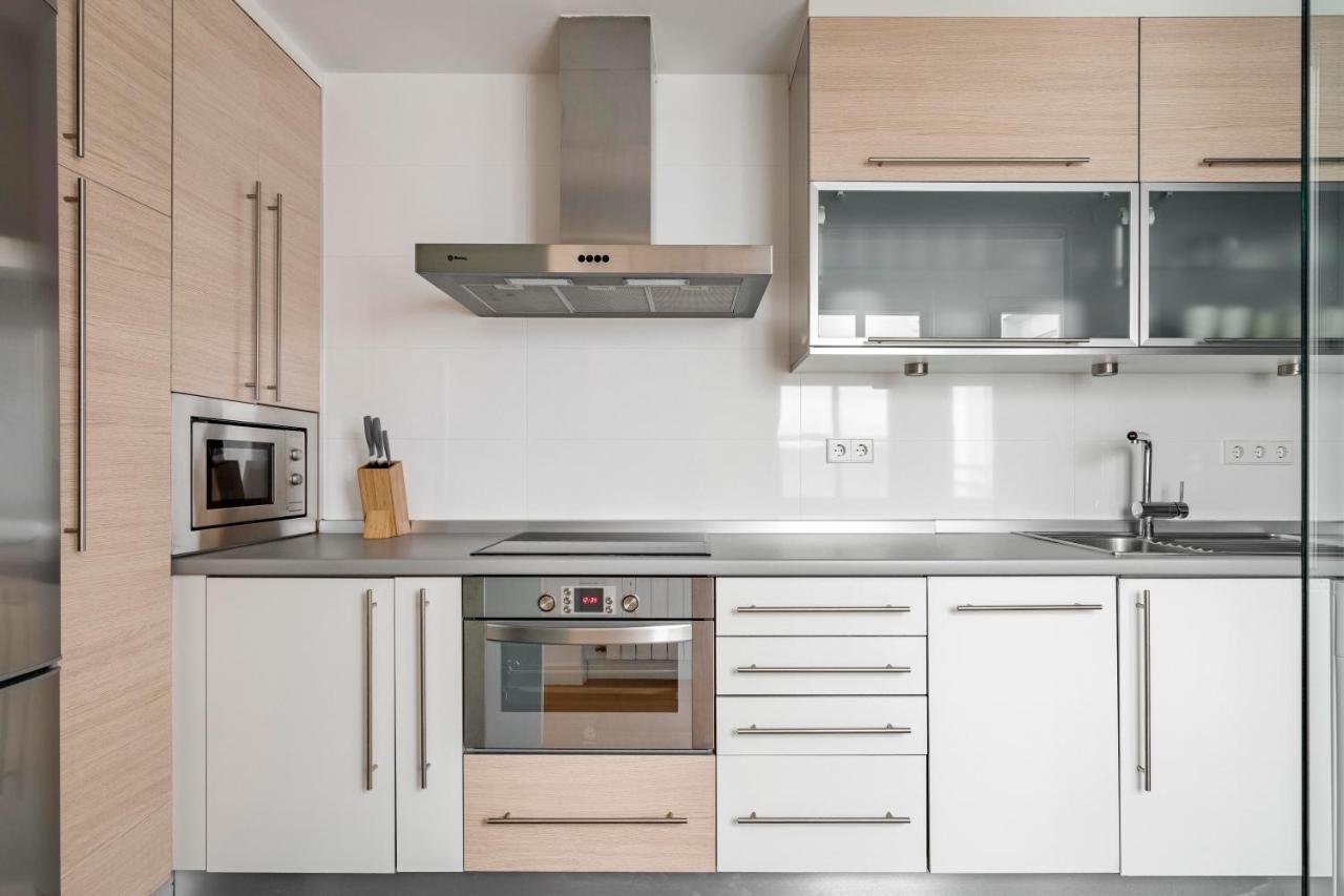 Charming Tirso De Molina III Apartment มาดริด ภายนอก รูปภาพ