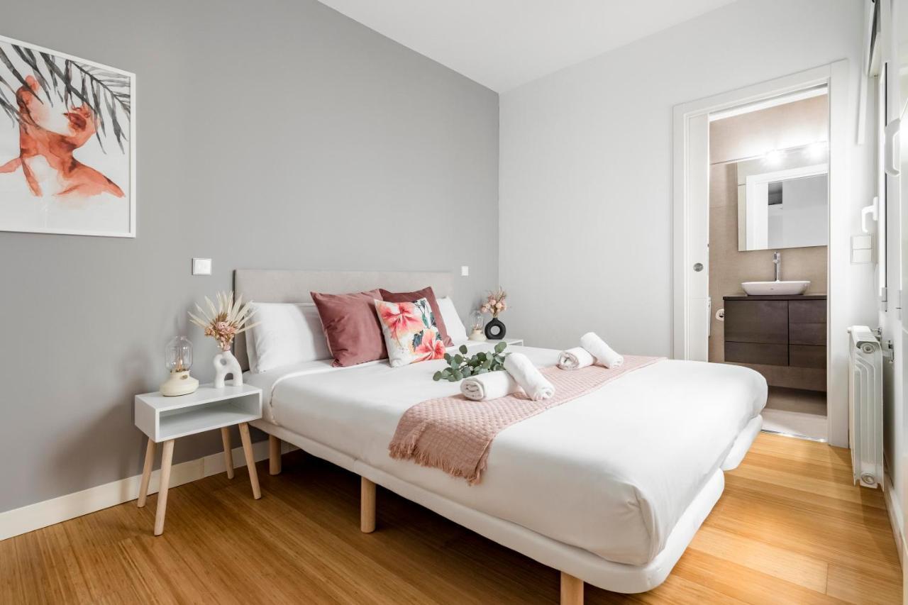 Charming Tirso De Molina III Apartment มาดริด ภายนอก รูปภาพ